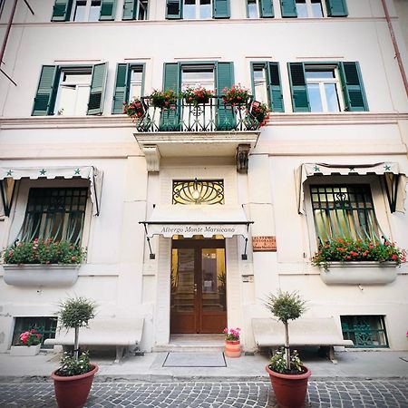 Monte Marsicano Hotel بيسكاسيرولي المظهر الخارجي الصورة
