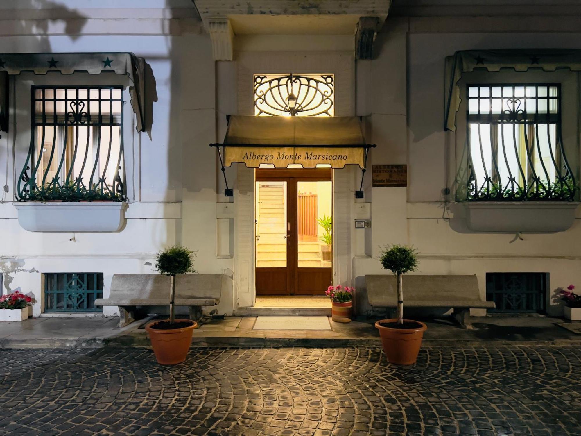 Monte Marsicano Hotel بيسكاسيرولي المظهر الخارجي الصورة
